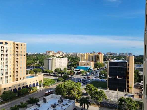 4242 NW 2nd St 1202, Miami FL 33126