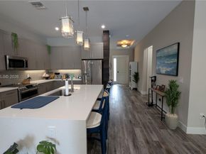 2879 Gin Berry Way, West Palm Beach FL 33401