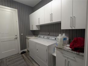 2879 Gin Berry Way, West Palm Beach FL 33401