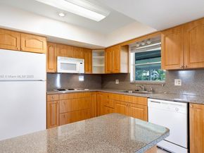 8980 SW 59th St, Miami FL 33173