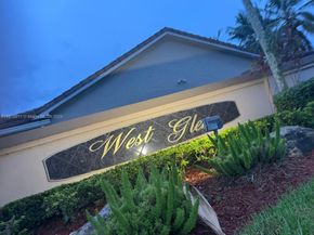 260 NW 121st Ter, Coral Springs FL 33071