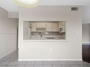 9491 Evergreen Pl 207, Davie FL 33324