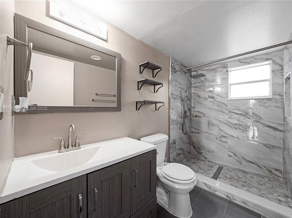 9491 Evergreen Pl 207, Davie FL 33324