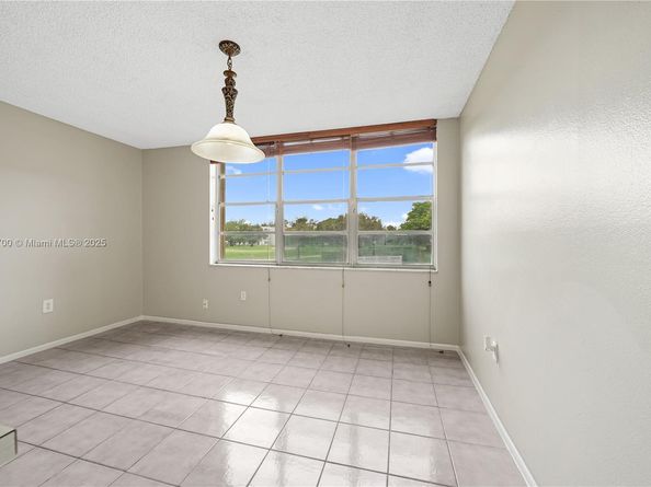 9491 Evergreen Pl 207, Davie FL 33324