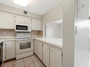 9491 Evergreen Pl 207, Davie FL 33324