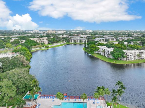 9491 Evergreen Pl 207, Davie FL 33324