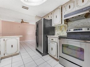 531 NE 58th St, Oakland Park FL 33334