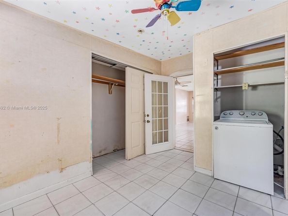 531 NE 58th St, Oakland Park FL 33334