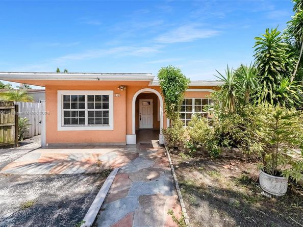 531 NE 58th St, Oakland Park FL 33334