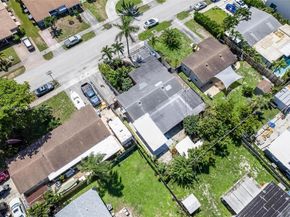 531 NE 58th St, Oakland Park FL 33334