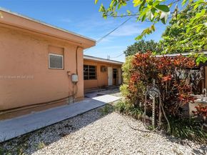 531 NE 58th St, Oakland Park FL 33334