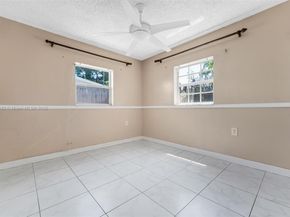 531 NE 58th St, Oakland Park FL 33334
