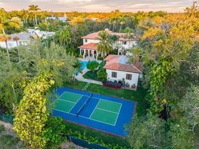 8800 SW 57 Ave, Pinecrest FL 33156