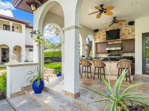 8800 SW 57 Ave, Pinecrest FL 33156