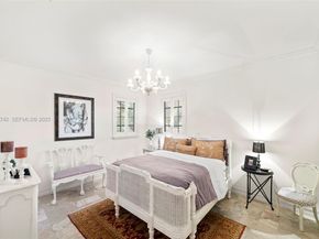 8800 SW 57 Ave, Pinecrest FL 33156