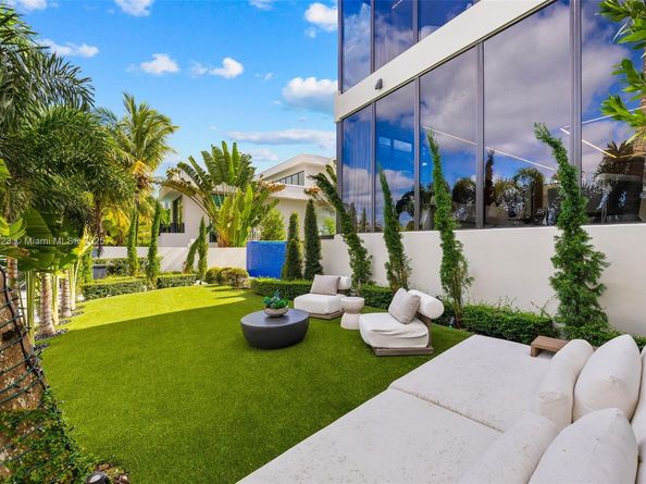 769 NE 77th Ter, Miami FL 33138