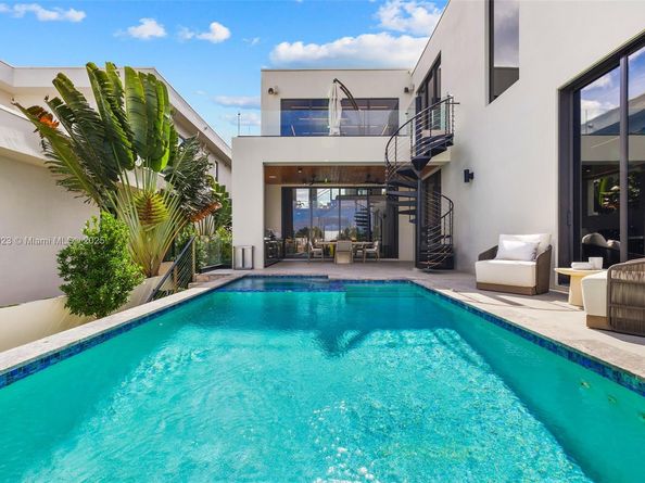 769 NE 77th Ter, Miami FL 33138