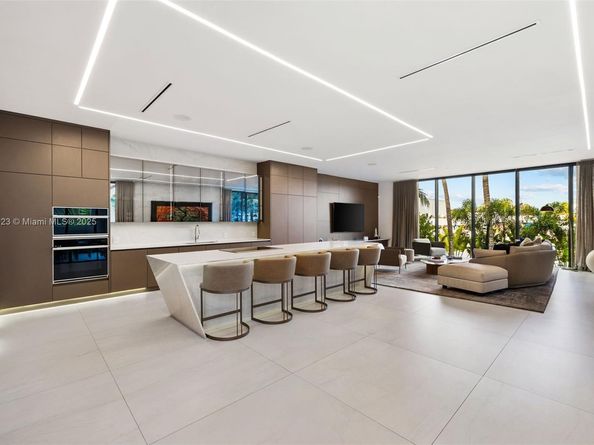 769 NE 77th Ter, Miami FL 33138