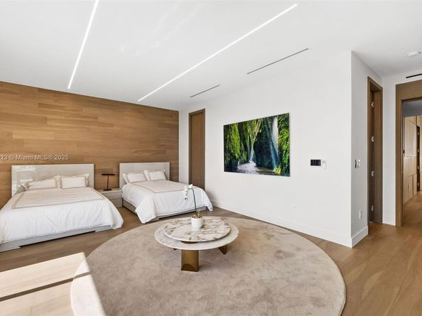 769 NE 77th Ter, Miami FL 33138