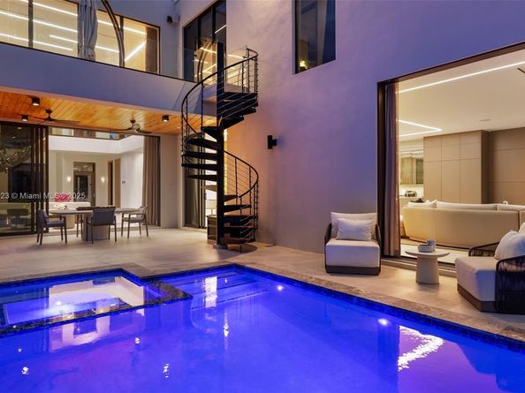 769 NE 77th Ter, Miami FL 33138