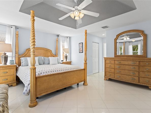 4925 SW 164th Ave, Miramar FL 33027