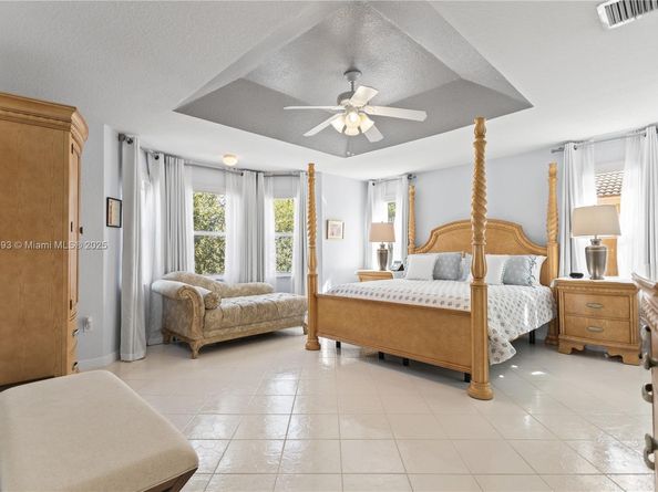 4925 SW 164th Ave, Miramar FL 33027