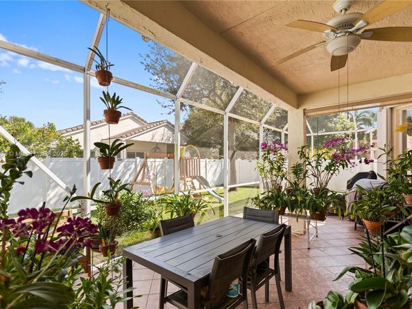 4925 SW 164th Ave, Miramar FL 33027