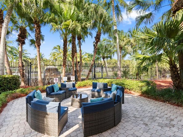 4925 SW 164th Ave, Miramar FL 33027