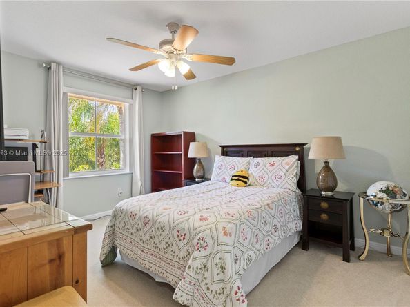 4925 SW 164th Ave, Miramar FL 33027