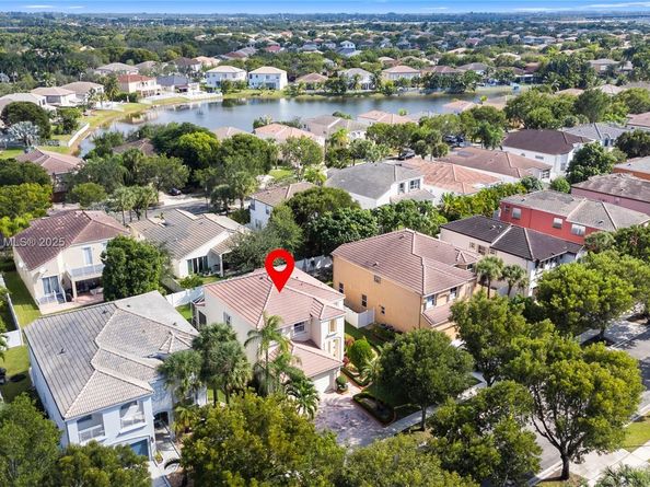 4925 SW 164th Ave, Miramar FL 33027