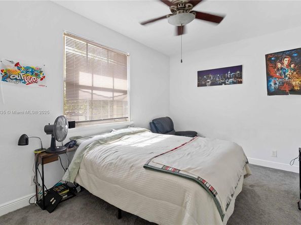 2452 SW 99th Way 2452, Miramar FL 33025
