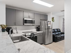 2452 SW 99th Way 2452, Miramar FL 33025
