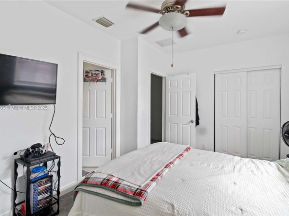 2452 SW 99th Way 2452, Miramar FL 33025
