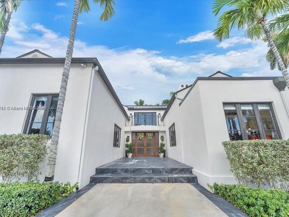 1421 Tyler St, Hollywood FL 33020