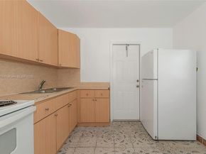 13710 NW 5th Ave, North Miami FL 33168
