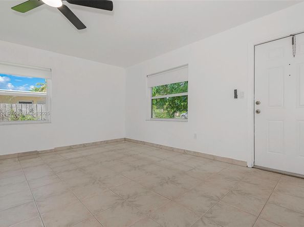 13710 NW 5th Ave, North Miami FL 33168