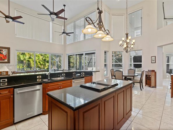 1113 SW 156th Ter, Pembroke Pines FL 33027