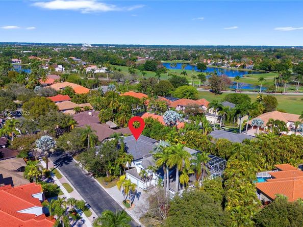 1113 SW 156th Ter, Pembroke Pines FL 33027