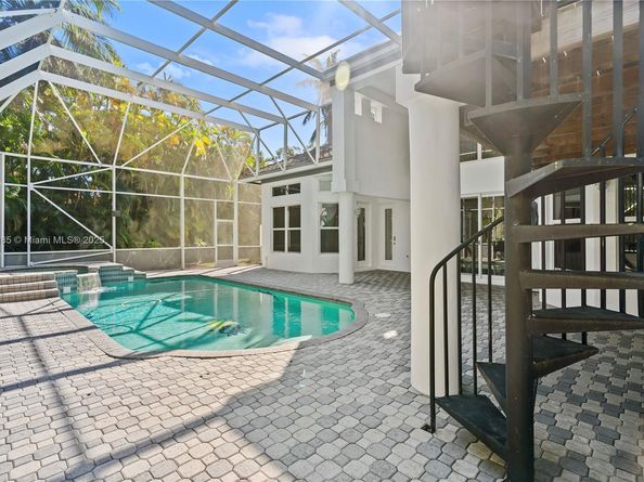 1113 SW 156th Ter, Pembroke Pines FL 33027