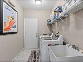 1113 SW 156th Ter, Pembroke Pines FL 33027