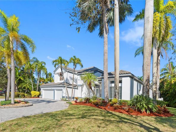 1113 SW 156th Ter, Pembroke Pines FL 33027