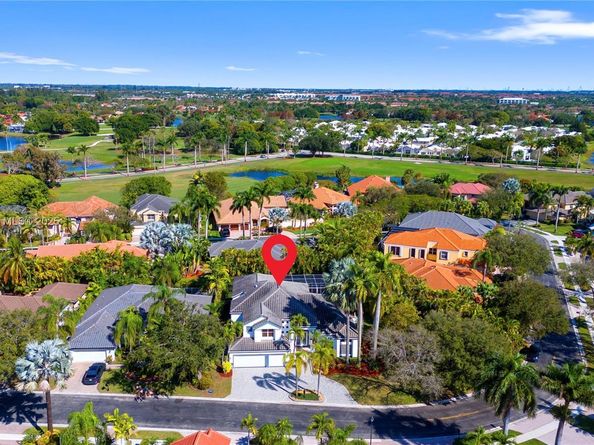 1113 SW 156th Ter, Pembroke Pines FL 33027
