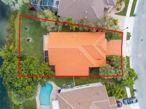 1413 SW 158th Ave, Pembroke Pines FL 33027