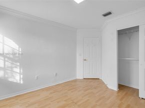 1413 SW 158th Ave, Pembroke Pines FL 33027