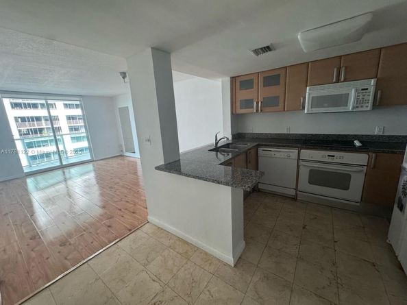 2101 Brickell Ave 502, Miami FL 33129