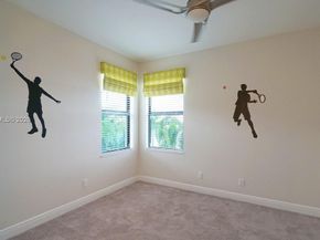 8725 Parkland Bay Dr, Parkland FL 33076