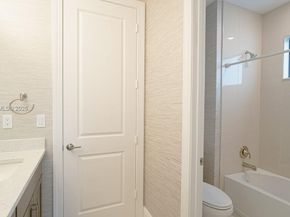 8725 Parkland Bay Dr, Parkland FL 33076