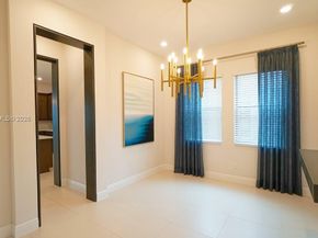 8725 Parkland Bay Dr, Parkland FL 33076