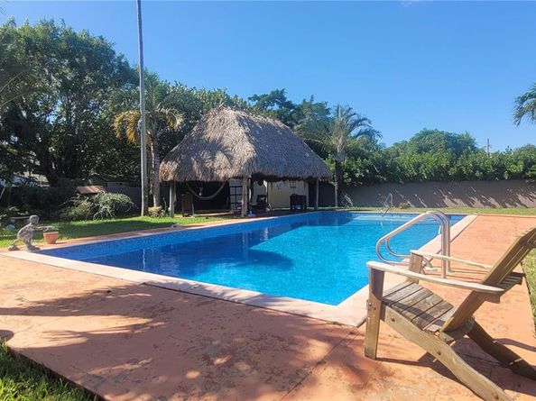 2622 Jackson St, Hollywood FL 33020