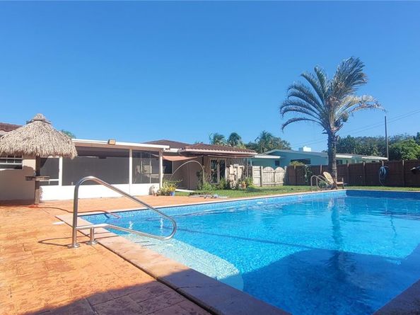 2622 Jackson St, Hollywood FL 33020